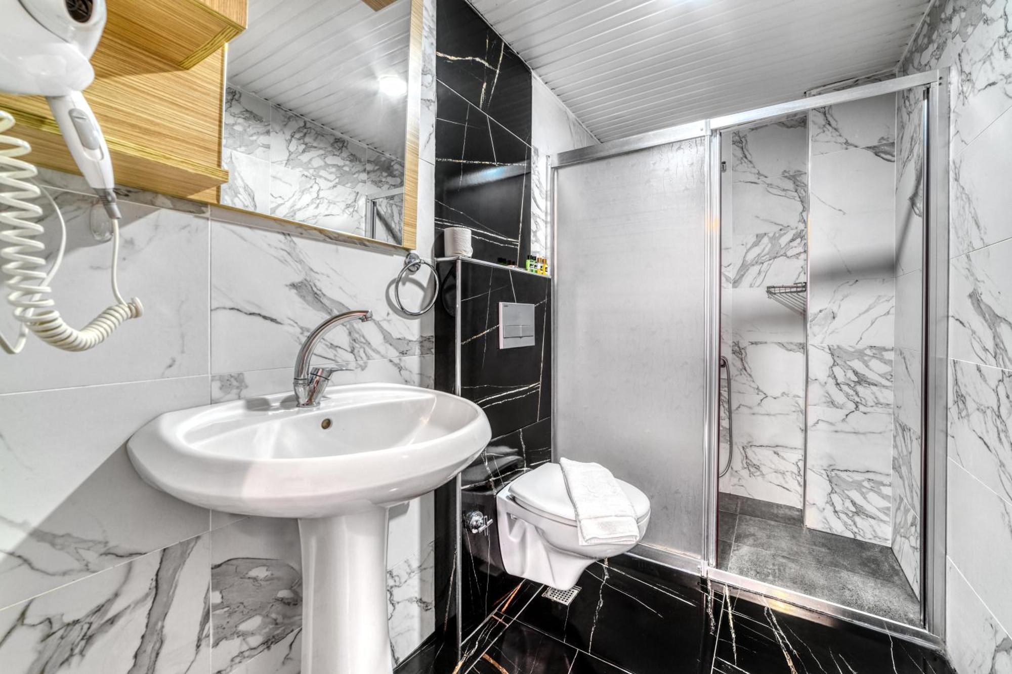 Kleopatra Icaria Apart Hotel Alanya Buitenkant foto