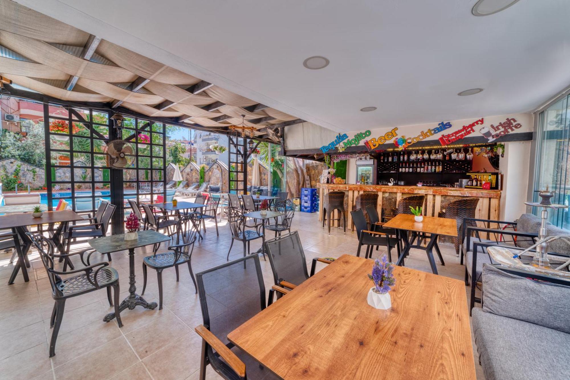 Kleopatra Icaria Apart Hotel Alanya Buitenkant foto