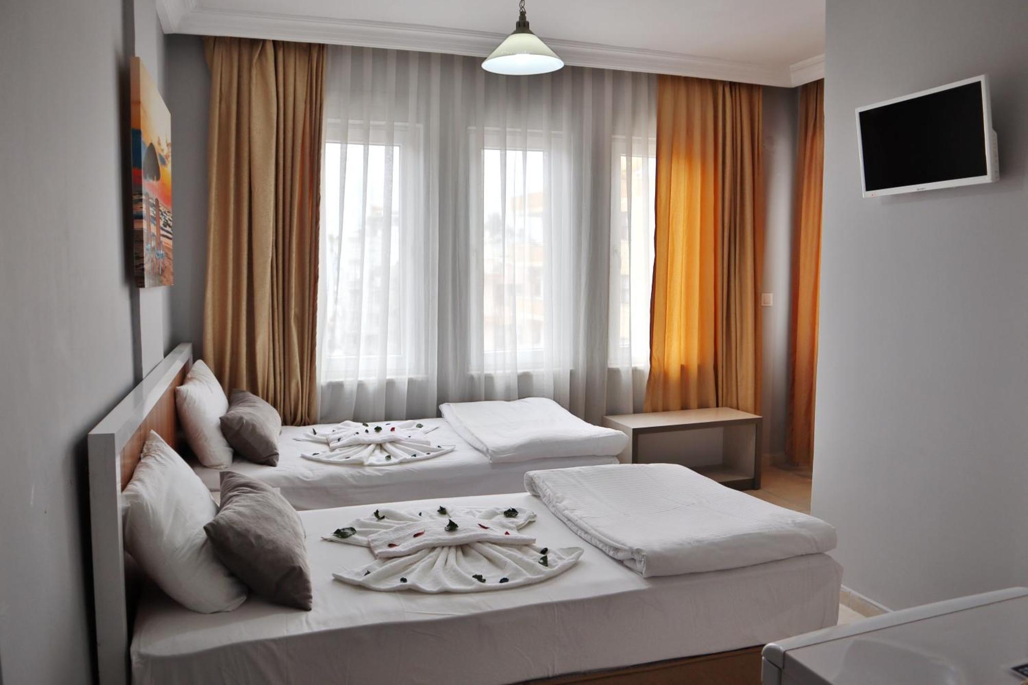 Kleopatra Icaria Apart Hotel Alanya Buitenkant foto