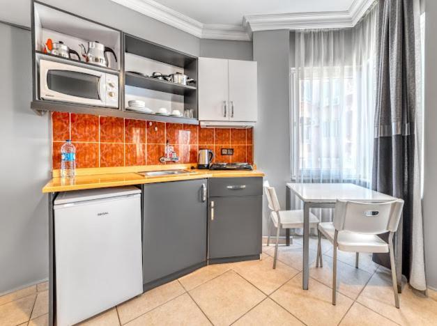Kleopatra Icaria Apart Hotel Alanya Buitenkant foto